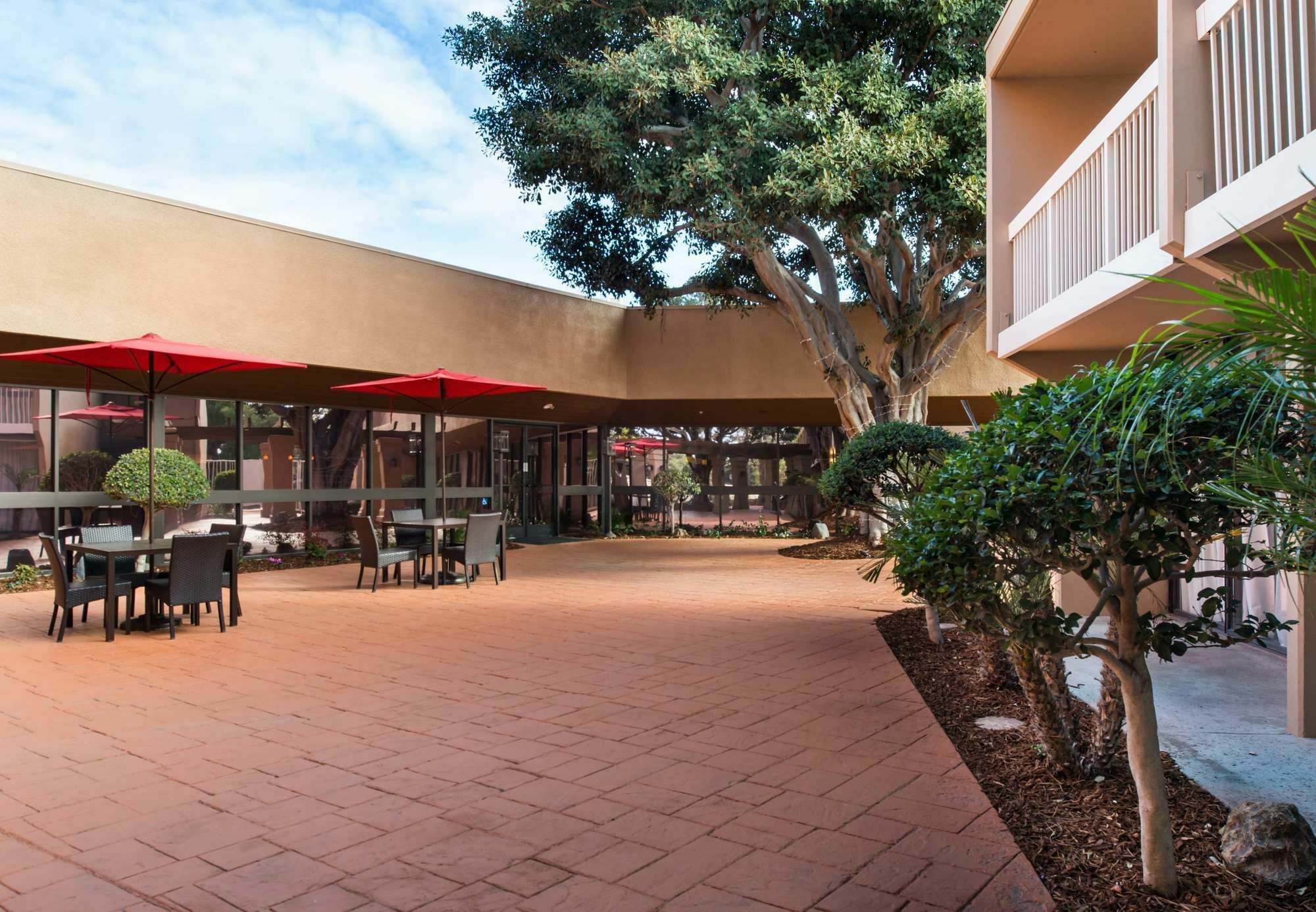 Courtyard By Marriott Oxnard/Ventura Hotell Eksteriør bilde